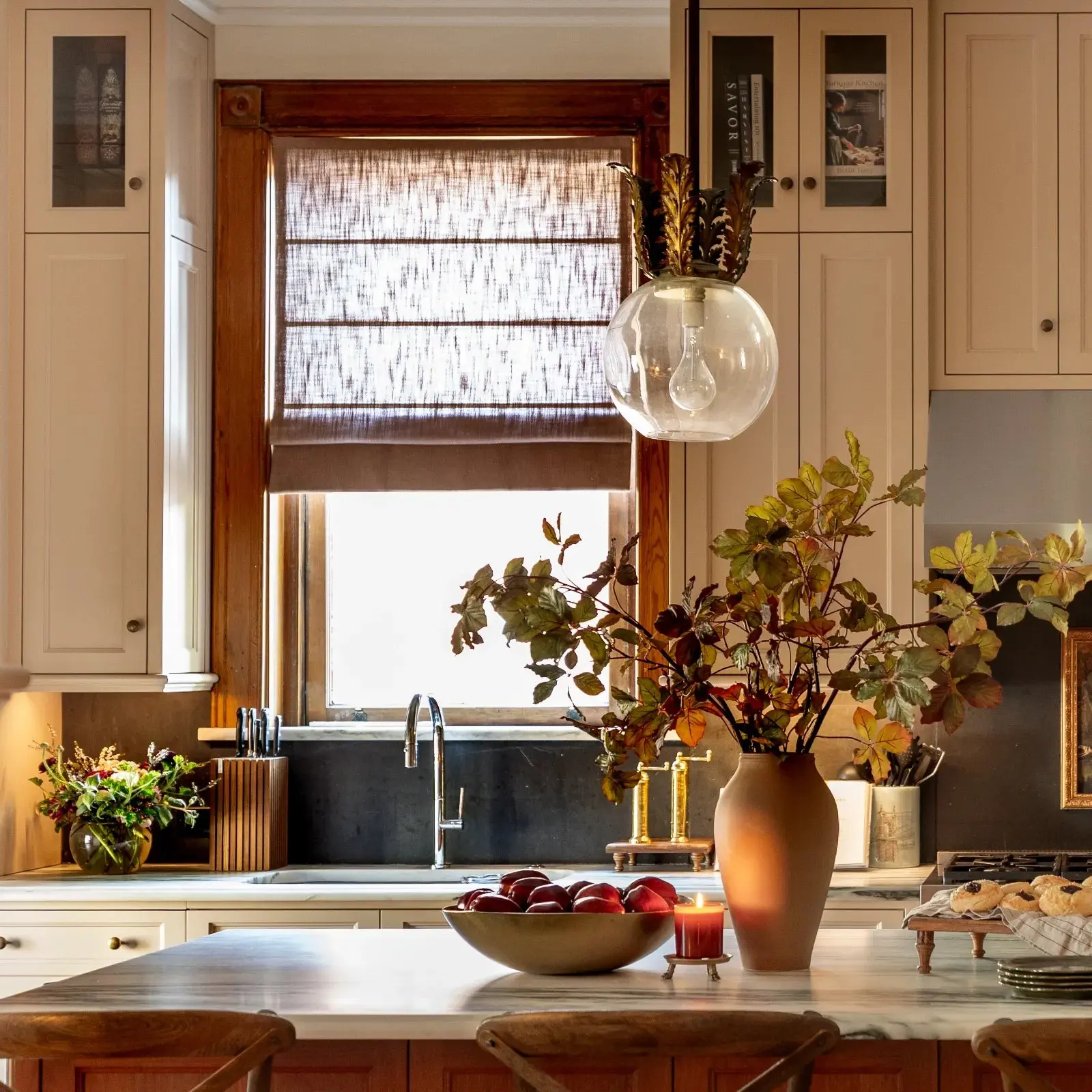 Liz Linen Roman Shade Cordless - Image 10