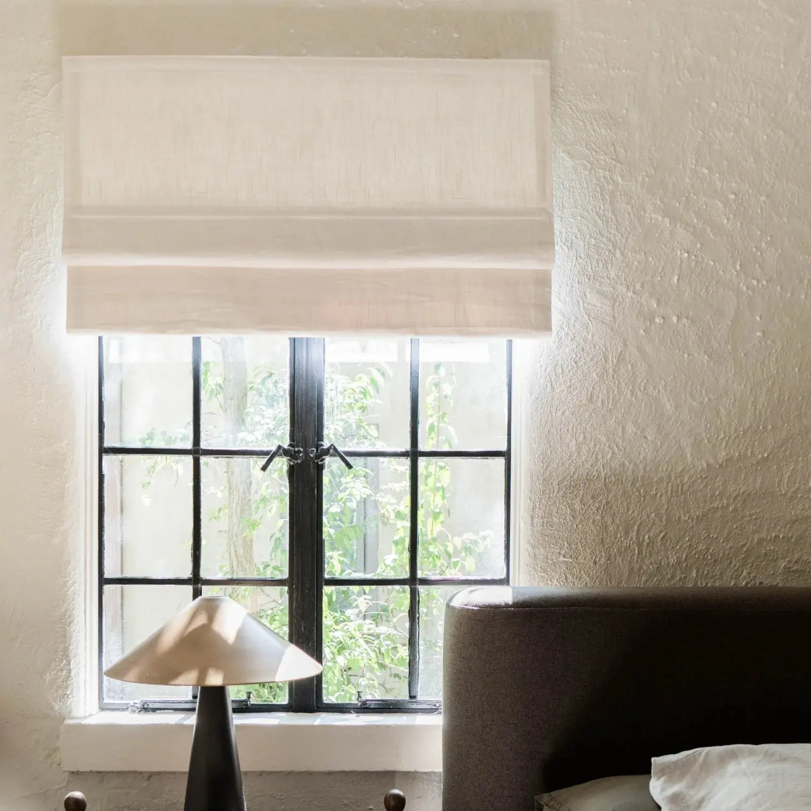 Liz Linen Roman Shade Cordless - Image 4
